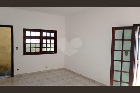 Casa à venda com 253m², 4 quartos e 2 vagas