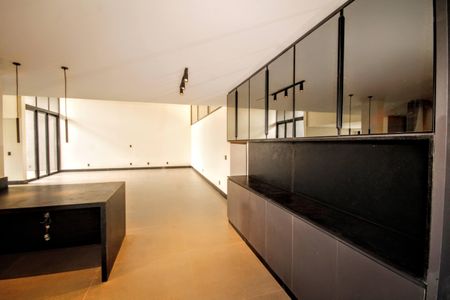 sala de casa de condomínio à venda com 4 quartos, 403m² em Alphaville - Lagoa dos Ingleses, Nova Lima