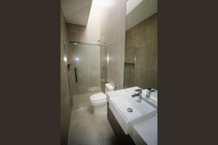 Casa de condomínio à venda com 403m², 4 quartos e 4 vagasbanheiro 1