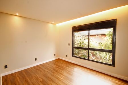 Casa de condomínio à venda com 403m², 4 quartos e 4 vagasquarto 2