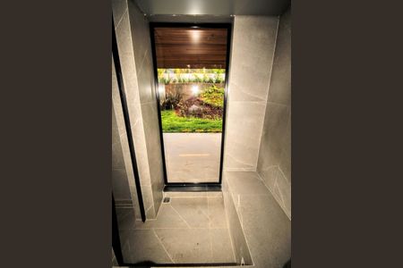 Casa de condomínio à venda com 403m², 4 quartos e 4 vagasSaúna