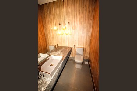 Casa de condomínio à venda com 403m², 4 quartos e 4 vagaslavabo