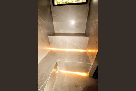 Casa de condomínio à venda com 403m², 4 quartos e 4 vagasSaúna