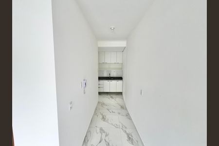 Apartamento para alugar com 48m², 2 quartos e sem vaga Apartamento para alugar com 48m², 2 quartos e sem vagaCorredor