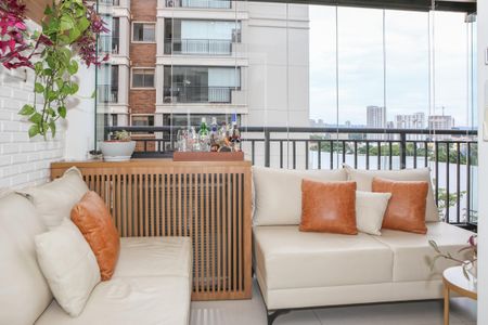 Sala de apartamento à venda com 2 quartos, 61m² em Água Branca, São Paulo