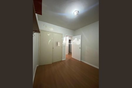 Apartamento à venda com 3 quartos, 107m² em Cambuí, Campinas