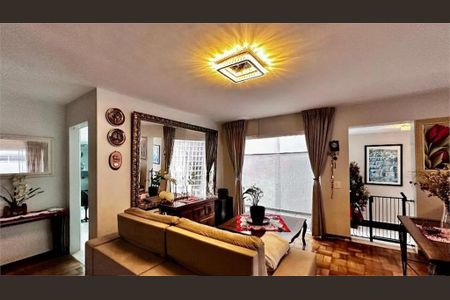 Casa à venda com 4 quartos, 280m² em Santo Amaro, São Paulo