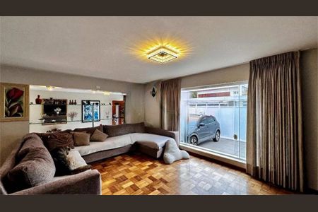 Casa à venda com 4 quartos, 280m² em Santo Amaro, São Paulo