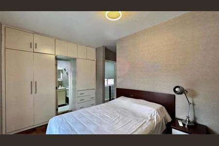 Casa à venda com 4 quartos, 280m² em Santo Amaro, São Paulo