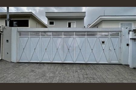 Casa à venda com 4 quartos, 280m² em Santo Amaro, São Paulo