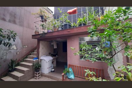 Casa à venda com 2 quartos, 80m² em São Lucas, São Paulo