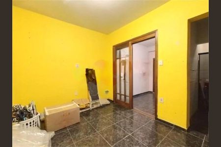 Casa à venda com 3 quartos, 180m² em Jardim Sao Ricardo, São Paulo