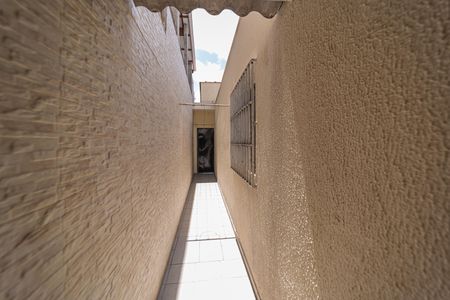 Casa para alugar com 98m², 2 quartos e 1 vaga Casa para alugar com 98m², 2 quartos e 1 vagaÁrea de Serviço