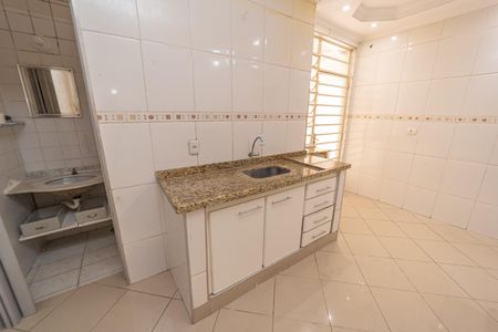 Casa para alugar com 98m², 2 quartos e 1 vaga Casa para alugar com 98m², 2 quartos e 1 vagaCozinha