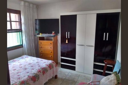 Casa à venda com 3 quartos, 315m² em Jardim Domitila, São Paulo