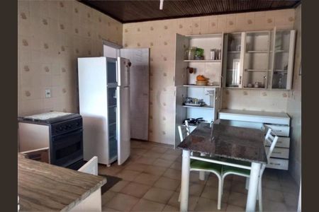 Casa à venda com 3 quartos, 315m² em Jardim Domitila, São Paulo