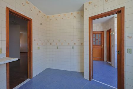 Apartamento à venda com 130m², 4 quartos e 3 vagas Apartamento à venda com 130m², 4 quartos e 3 vagasCozinha