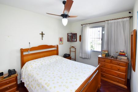 Apartamento para alugar com 75m², 2 quartos e 1 vagaquarto 2