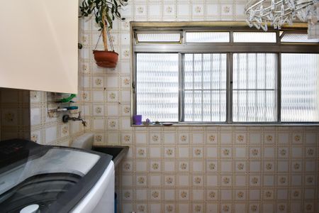 Apartamento para alugar com 75m², 2 quartos e 1 vagalavanderia
