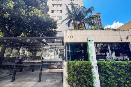 Apartamento para alugar com 75m², 2 quartos e 1 vagafachada do predio