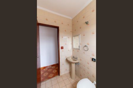 Casa para alugar com 250m², 3 quartos e 2 vagas Casa para alugar com 250m², 3 quartos e 2 vagasBanheiro 2