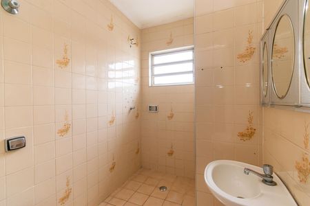 Casa para alugar com 250m², 3 quartos e 2 vagas Casa para alugar com 250m², 3 quartos e 2 vagasBanheiro da Suíte