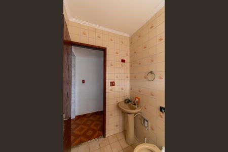 Casa para alugar com 250m², 3 quartos e 2 vagas Casa para alugar com 250m², 3 quartos e 2 vagasBanheiro 3