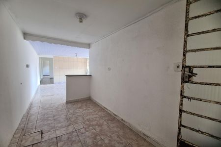 Casa para alugar com 50m², 2 quartos e sem vaga Casa para alugar com 50m², 2 quartos e sem vagaentrada