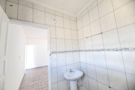 Casa para alugar com 50m², 2 quartos e sem vaga Casa para alugar com 50m², 2 quartos e sem vagaBanheiro