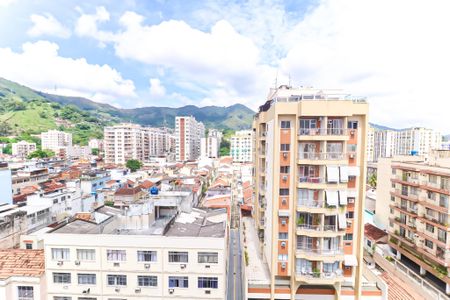 Quarto vista  de apartamento para alugar com 2 quartos, 50m² em Méier, Rio de Janeiro