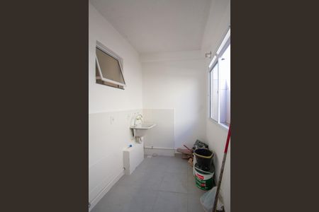 Apartamento para alugar com 42m², 2 quartos e sem vaga Apartamento para alugar com 42m², 2 quartos e sem vagaÁrea de Serviço