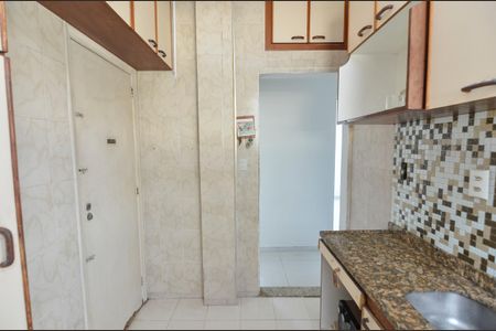 Apartamento para alugar com 60m², 2 quartos e sem vaga Apartamento para alugar com 60m², 2 quartos e sem vagaCozinha