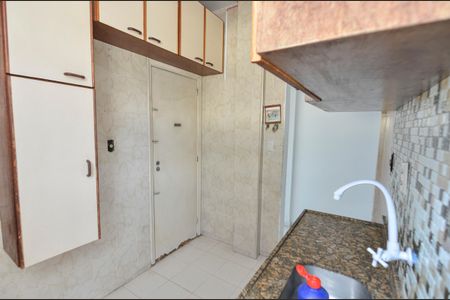 Apartamento para alugar com 60m², 2 quartos e sem vaga Apartamento para alugar com 60m², 2 quartos e sem vagaCozinha