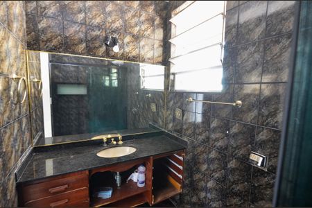 Apartamento para alugar com 60m², 2 quartos e sem vaga Apartamento para alugar com 60m², 2 quartos e sem vagaBanheiro