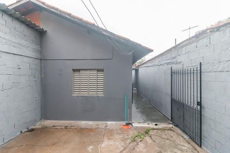 Casa para alugar com 125m², 2 quartos e 2 vagasQuintal