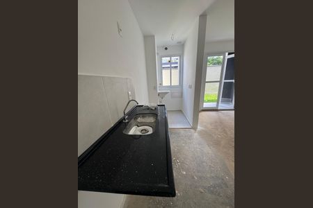 Cozinha de apartamento para alugar com 2 quartos, 40m² em Santana, São Paulo