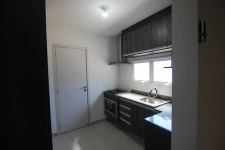 Casa de condomínio para alugar com 70m², 3 quartos e 3 vagas