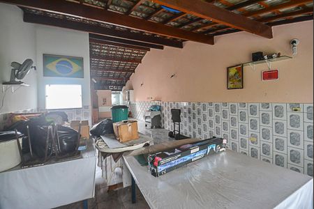 Casa à venda com 220m², 3 quartos e 2 vagas Casa à venda com 220m², 3 quartos e 2 vagasSalão de Festas