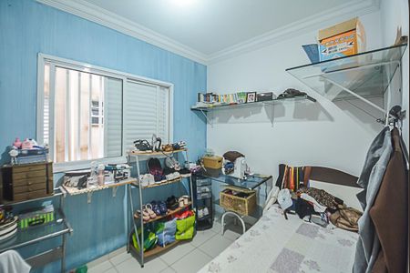 Casa à venda com 220m², 3 quartos e 2 vagas Casa à venda com 220m², 3 quartos e 2 vagasQuarto