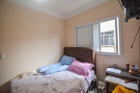 Casa à venda com 220m², 3 quartos e 2 vagas Casa à venda com 220m², 3 quartos e 2 vagasQuarto 2 - Suíte