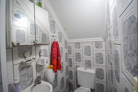 Casa à venda com 220m², 3 quartos e 2 vagas Casa à venda com 220m², 3 quartos e 2 vagasLavabo