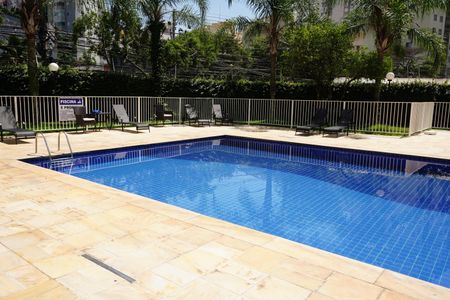Apartamento para alugar com 75m², 2 quartos e 1 vagaÁrea comum - Piscina