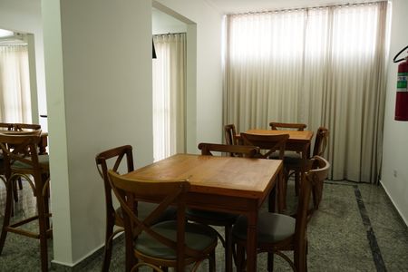 Apartamento para alugar com 75m², 2 quartos e 1 vagaÁrea comum - Salão de festas