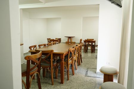 Apartamento para alugar com 75m², 2 quartos e 1 vagaÁrea comum - Salão de festas