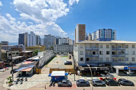 Vista da sala de apartamento para alugar com 1 quarto, 41m² em Cidade Ocian, Praia Grande