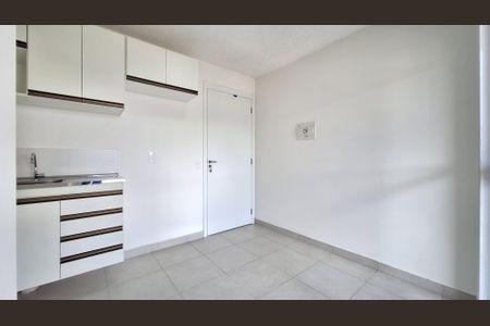 Apartamento para alugar com 37m², 2 quartos e sem vaga Apartamento para alugar com 37m², 2 quartos e sem vagaSala/Cozinha/Área de serviço
