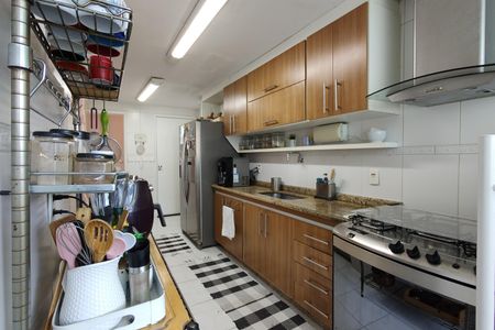 Apartamento à venda com 120m², 3 quartos e 2 vagasCozinha - Armários