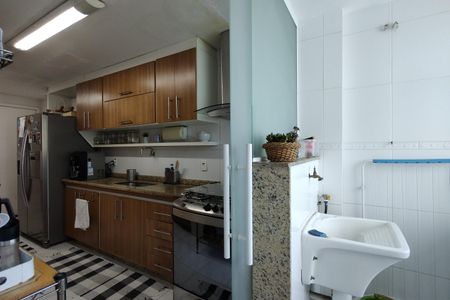Apartamento à venda com 120m², 3 quartos e 2 vagasCozinha e Área de Serviço