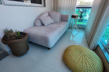 Apartamento à venda com 120m², 3 quartos e 2 vagasVaranda