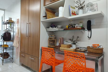 Apartamento à venda com 120m², 3 quartos e 2 vagasCozinha - Armários